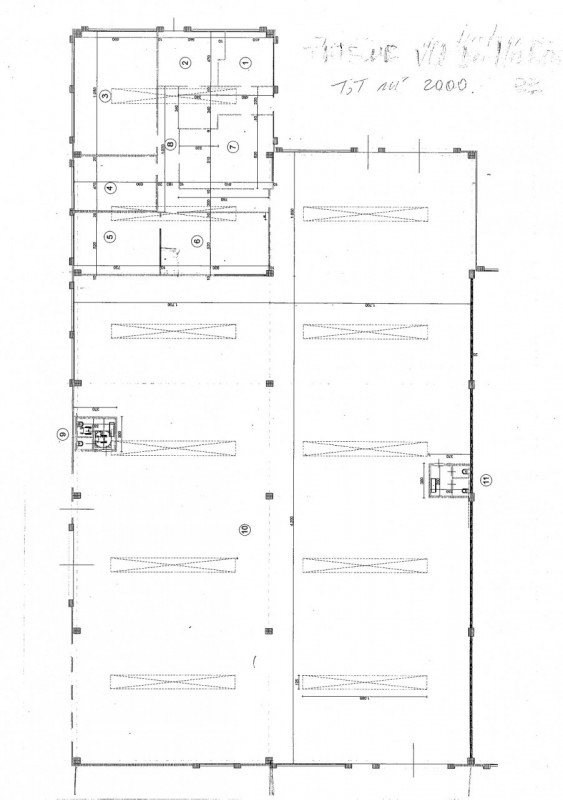 Costruito nel 2004, questo capannone si estende su una superficie complessiva di 2.140 mq, proget...