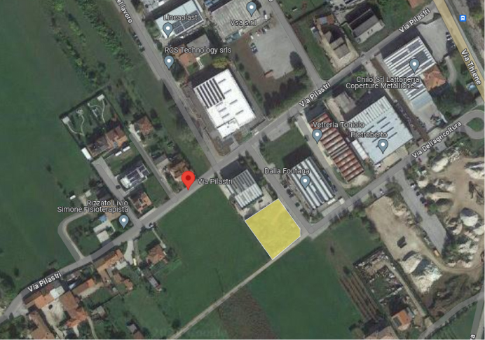 Scopri un'opportunità unica di sviluppo industriale nel cuore di Piovene Rocchette, una zona stra...