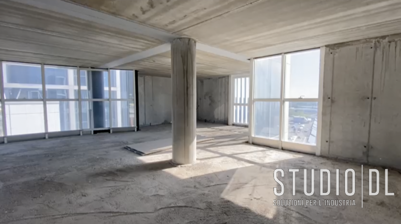 All’interno della Torre del Centro Direzionale Summano è disponibile un intero piano direzionale ...