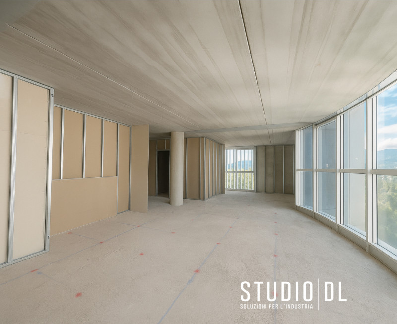 Nel cuore della zona industriale di Schio, all’interno del rinomato Centro Direzionale, proponiam...