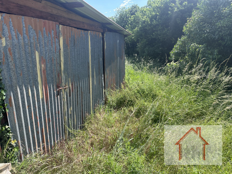 Luxor Agenzia Immobiliare è entusiasta di presentare questa affascinante casa singola terratetto,...