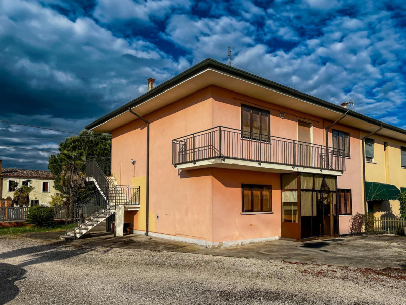 (Per INFO Vittorio 3517343301) Immagina di svegliarti ogni mattina in un luogo dove spazio, liber...