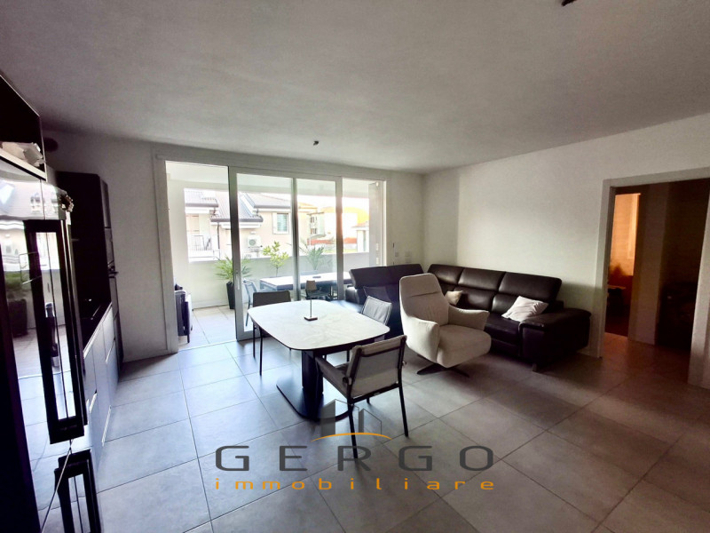 (Per INFO Monica 3482688677) Scopri questo splendido appartamento quadrilocale di nuova costruzio...