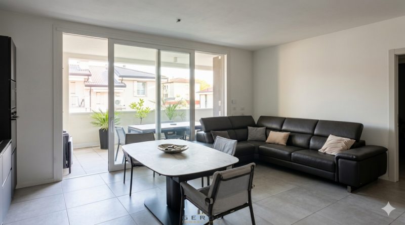(Per INFO Monica 3482688677) Scopri questo splendido appartamento quadrilocale di nuova costruzio...