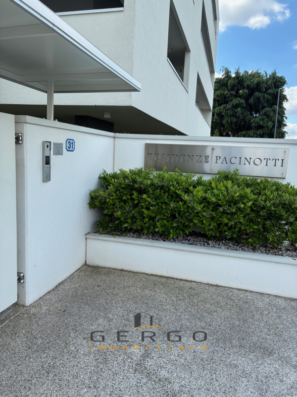 (Per INFO Monica 3482688677) Scopri questo splendido appartamento quadrilocale di nuova costruzio...