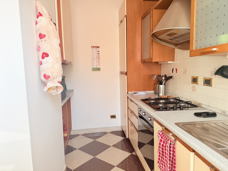 In zona strategica e comoda alla viabilità e a tutti i principali servizi, proponiamo in vendita ...