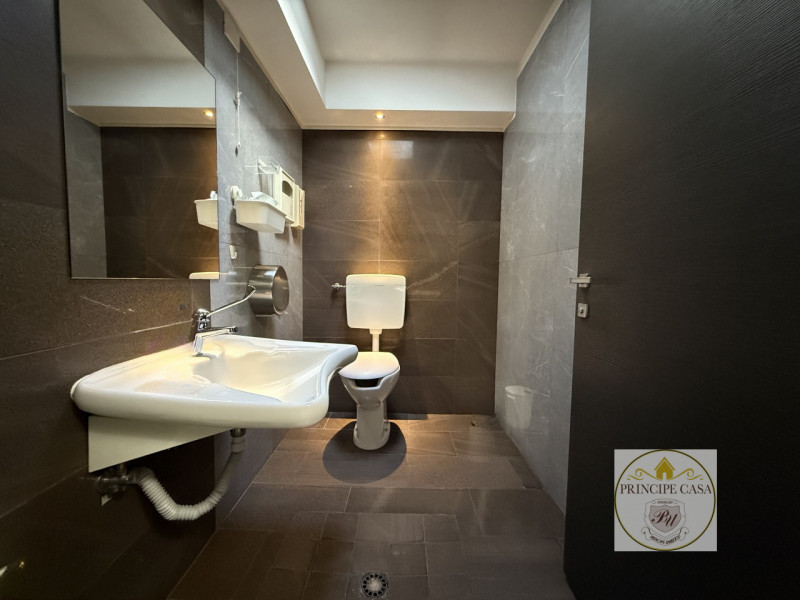 Rif. ATT18 - Si propone ad Ospedaletto Euganeo, in zona di forte passaggio, avviato Ristorante Pi...