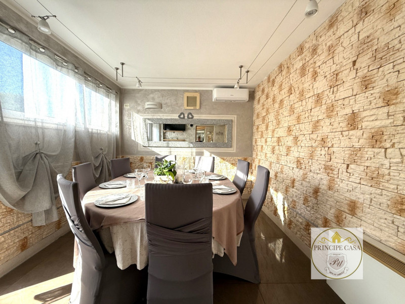 Rif. ATT18 - Si propone ad Ospedaletto Euganeo, in zona di forte passaggio, avviato Ristorante Pi...