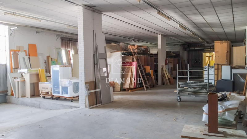 Fanzolo: nostra esclusiva di vendita: capannone artigianale con spazio commerciale di tot. mq 4.0...