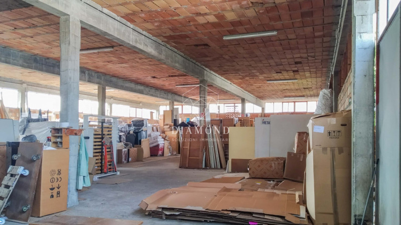 Fanzolo: nostra esclusiva di vendita: capannone artigianale con spazio commerciale di tot. mq 4.0...