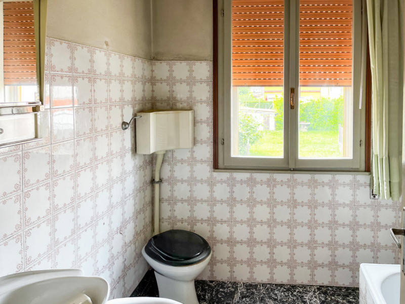 (Per INFO Vittorio 3517343301) Vi presentiamo un'opportunità rara ed imperdibile: una splendida c...