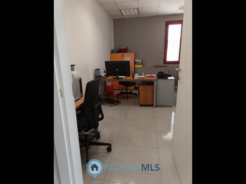 Immobile in esclusiva al Gruppo Padova MLS

Noventa Padovana, in una zona strategica, perchè vici...