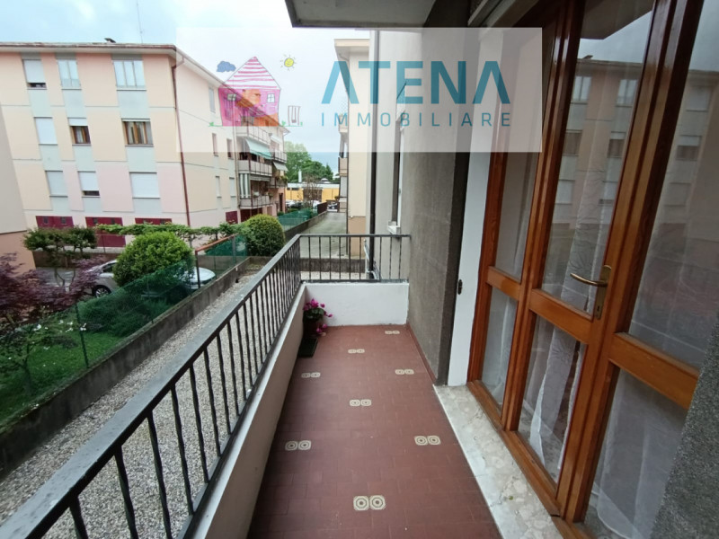 rif.25634

PADOVA- ARCELLA SAN GREGORIO

LEGGERE TUTTO L'ANNUNCIO

Si affitta SOLO A RAGAZZE STUD...