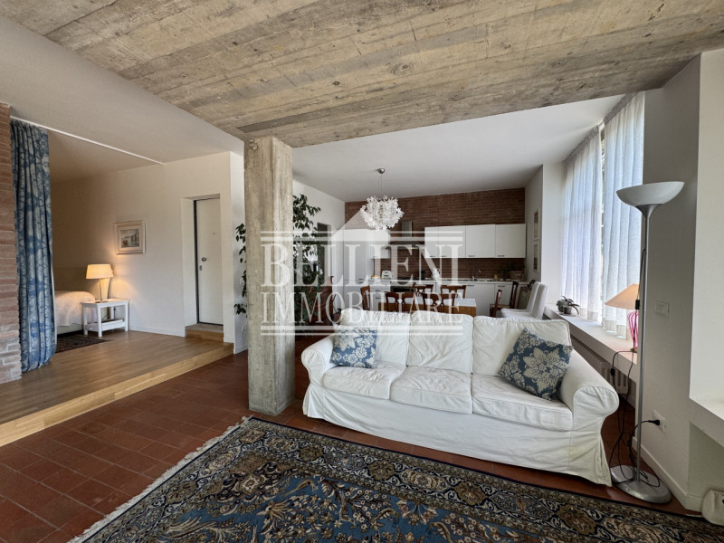 MONTE BERICO: All'interno di villa singola proponiamo in locazione appartamento indipendente al p...