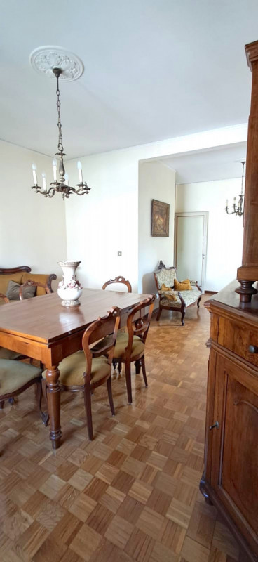 Scopri questo ampio appartamento quadrilocale in contesto bifamiliare  nel cuore di Malo, ideale ...