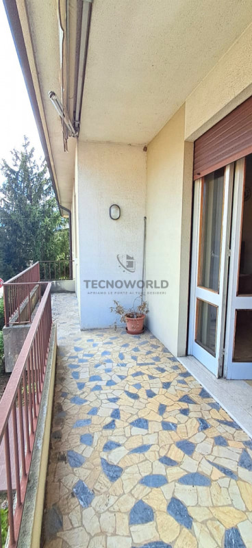 Scopri questo ampio appartamento quadrilocale in contesto bifamiliare  nel cuore di Malo, ideale ...