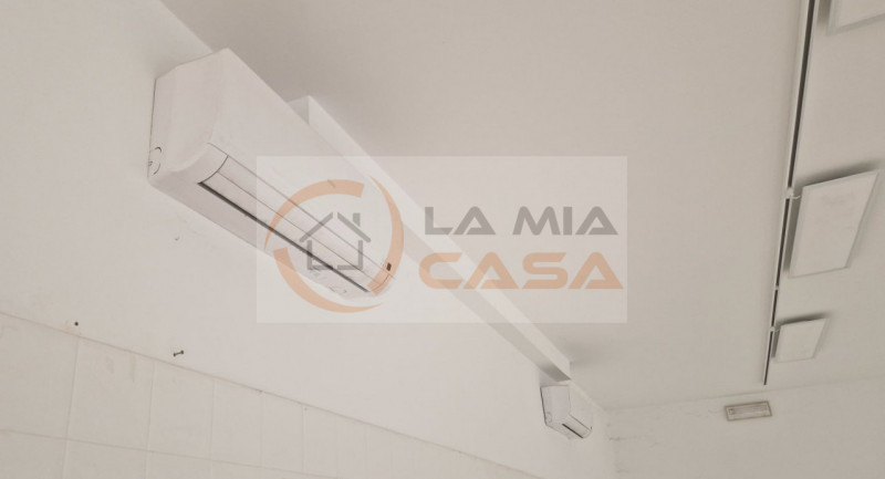 Scopri un'opportunità unica nel cuore di Arcella, una delle zone più vivaci e dinamiche di Padova...