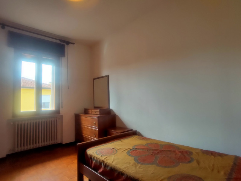 ABANO TERME Proponiamo in locazione TRANSITORIA con massimo di 18 mesi, appartamento al piano pri...