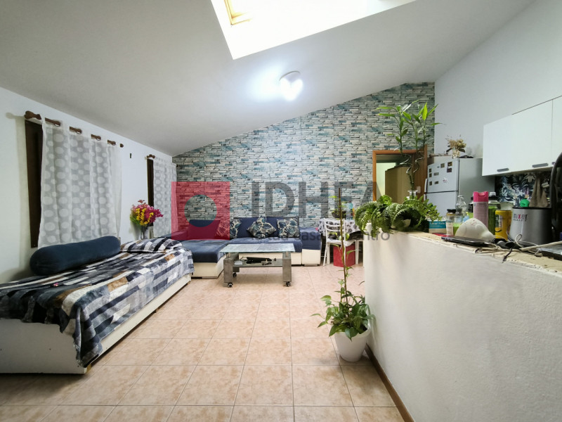 "RIFERIMENTO UPP1 "

P0NTE DI PIAVE - CENTRO. In pieno centro, vicino a scuole ed ai principali s...