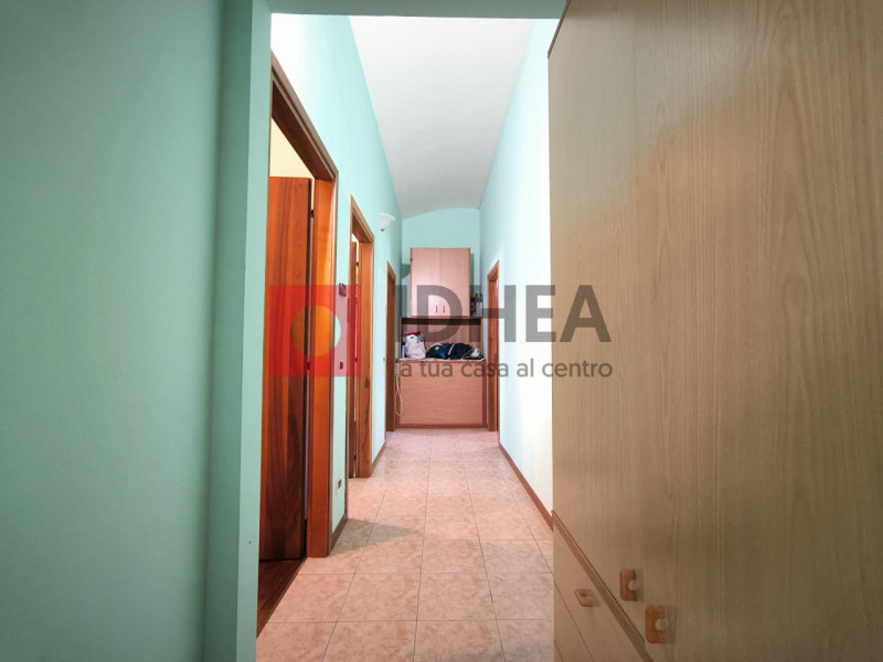 "RIFERIMENTO UPP1 "

P0NTE DI PIAVE - CENTRO. In pieno centro, vicino a scuole ed ai principali s...