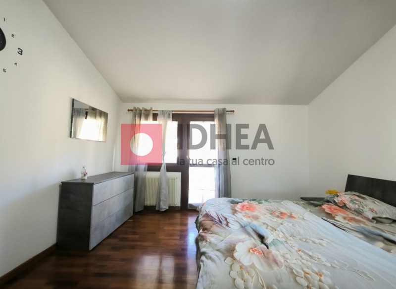 "RIFERIMENTO UPP1 "

P0NTE DI PIAVE - CENTRO. In pieno centro, vicino a scuole ed ai principali s...