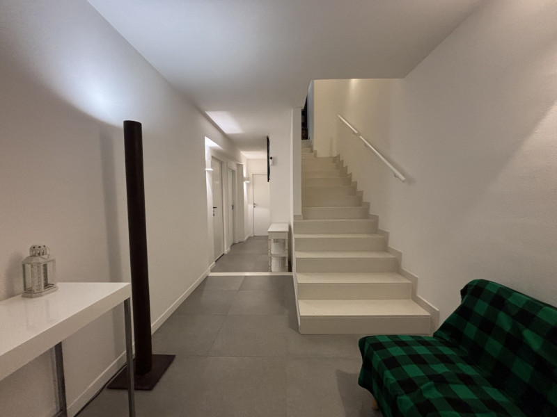 Se stai cercando una casa moderna, confortevole e completamente ristrutturata, questa è la soluzi...