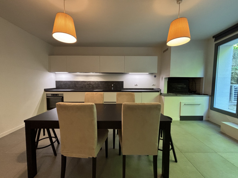 Se stai cercando una casa moderna, confortevole e completamente ristrutturata, questa è la soluzi...