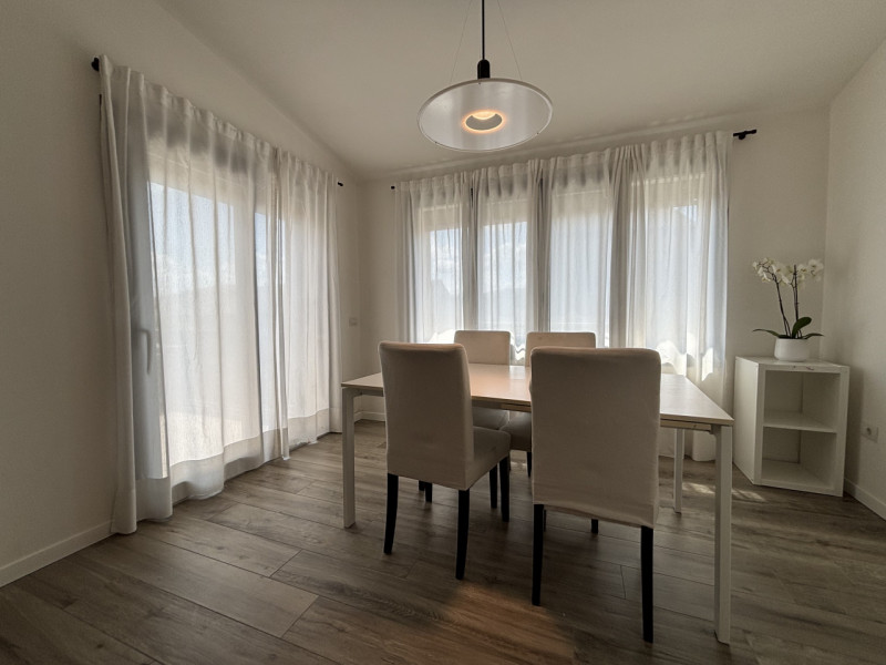 Se stai cercando una casa moderna, confortevole e completamente ristrutturata, questa è la soluzi...