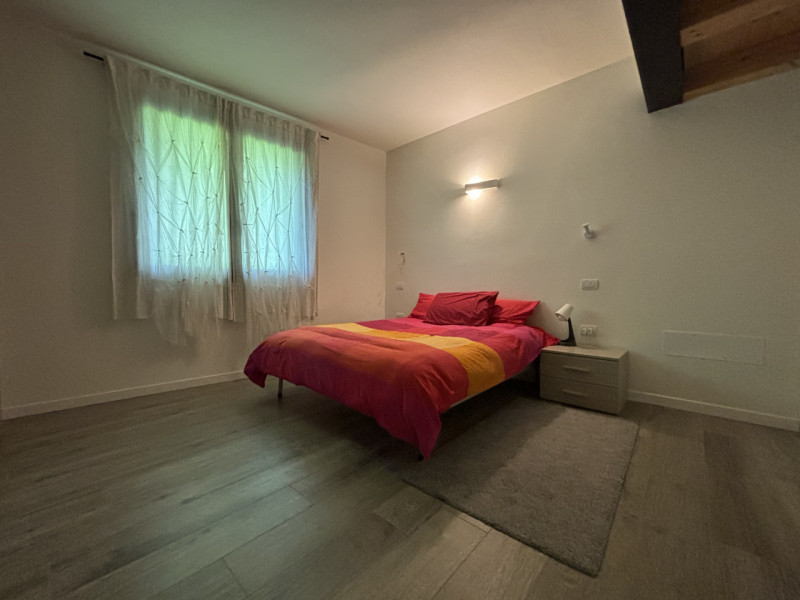 Se stai cercando una casa moderna, confortevole e completamente ristrutturata, questa è la soluzi...