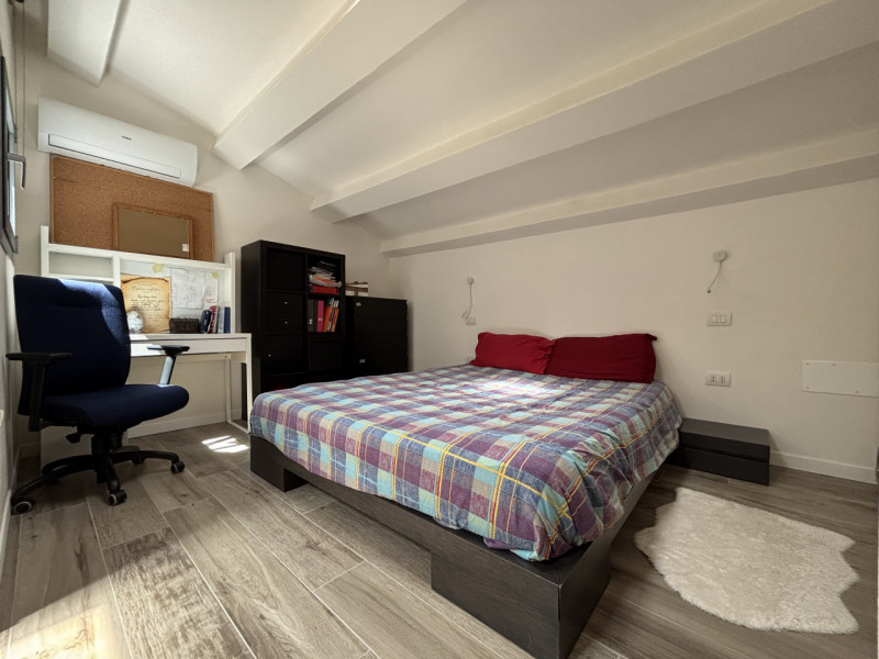 Se stai cercando una casa moderna, confortevole e completamente ristrutturata, questa è la soluzi...