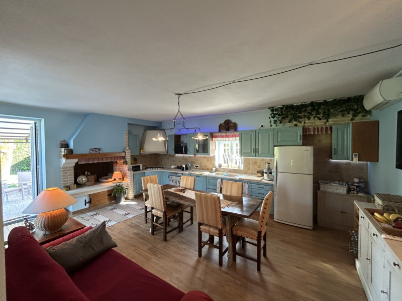 Comfort ed Eleganza in Residence: Casa Singola a Selvazzano! 

Nel cuore di Selvazzano Dentro, al...