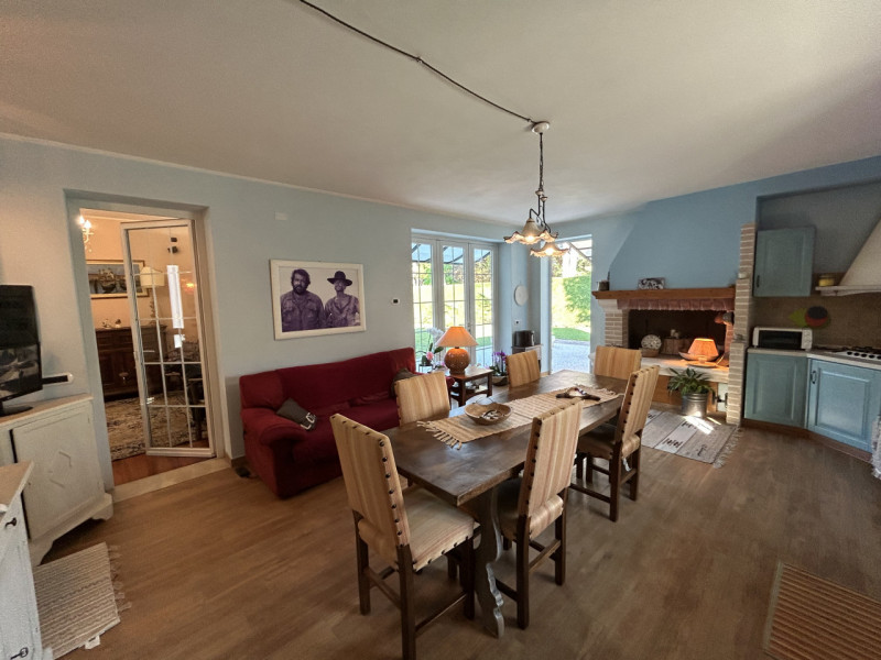 Comfort ed Eleganza in Residence: Casa Singola a Selvazzano! 

Nel cuore di Selvazzano Dentro, al...