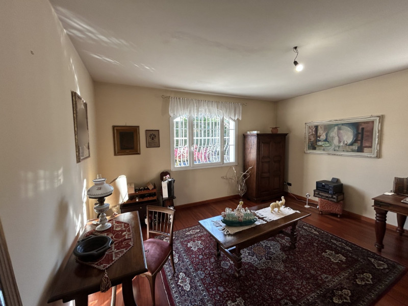 Comfort ed Eleganza in Residence: Casa Singola a Selvazzano! 

Nel cuore di Selvazzano Dentro, al...