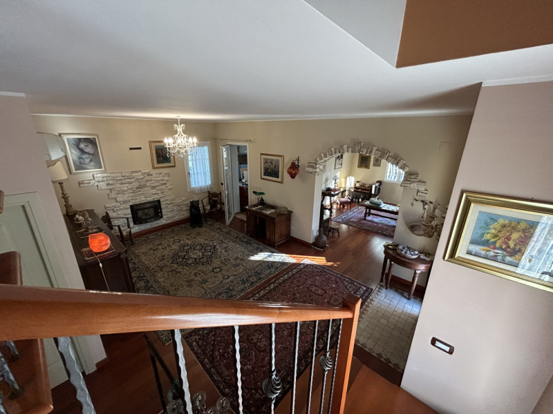 Comfort ed Eleganza in Residence: Casa Singola a Selvazzano! 

Nel cuore di Selvazzano Dentro, al...