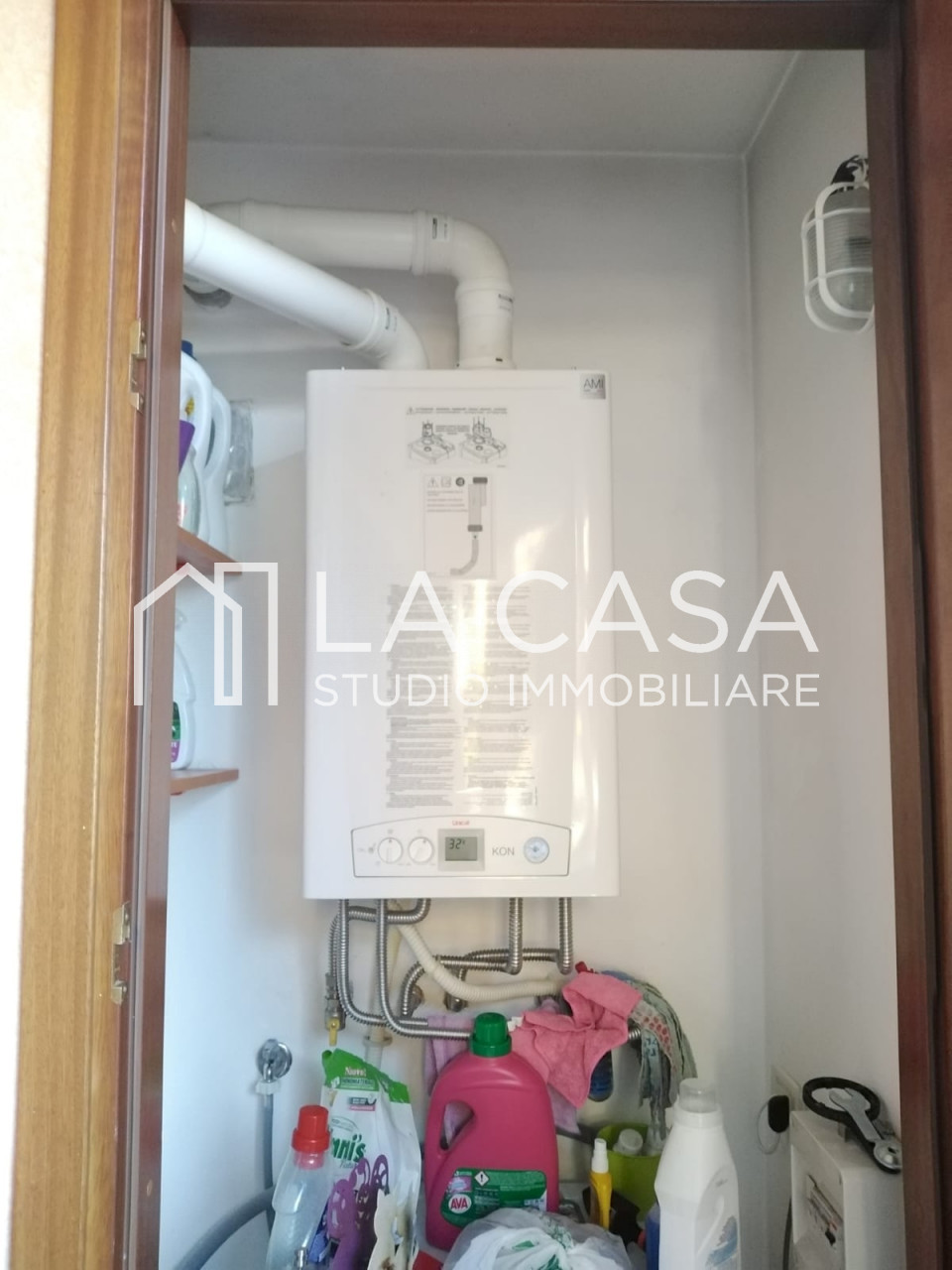 Appartamento bicamere al piano terra a San Vito al Tagliamento - RIF. A61 https://images.gestionaleimmobiliare.it/foto/annunci/250516/4512557/1280x1280/020__whatsapp_image_2022-08-29_at_18_21_45__3_wmk_0.jpg