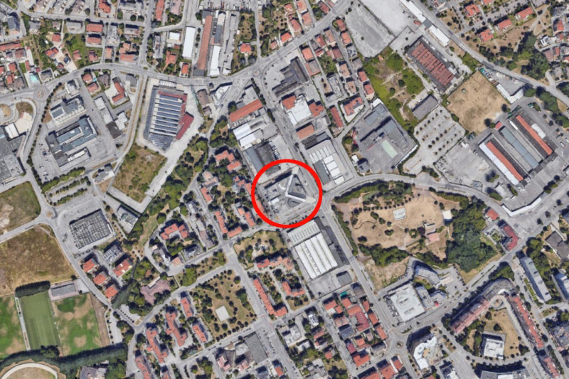 Quest’immobile viene venduto tramite asta online.

Il lotto in vendita è situato nella zona ovest...