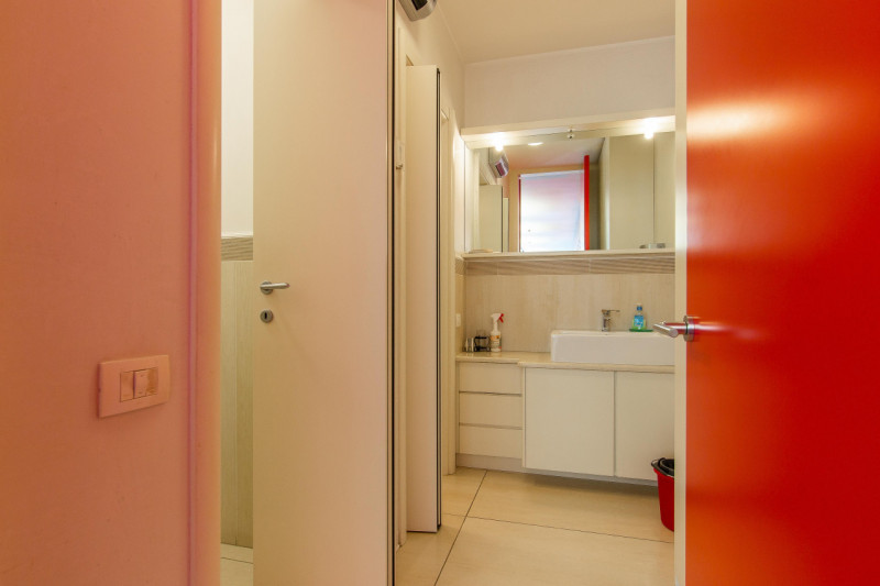 Esplora questa opportunità unica di investimento nel cuore di Padova, nella zona di Terranegra. P...