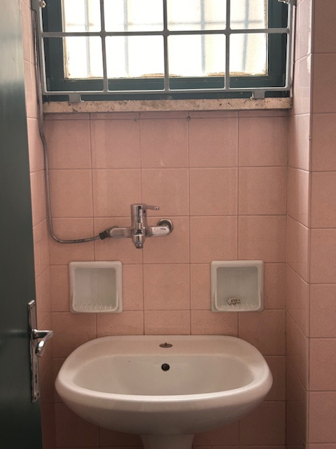 Se stai cercando un'opportunità unica per investire nella tua attività, non perdere questo negozi...