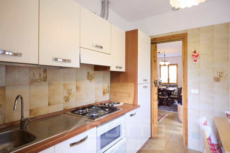 "Independent house for sale in Piode with garden and views of Valsesia"