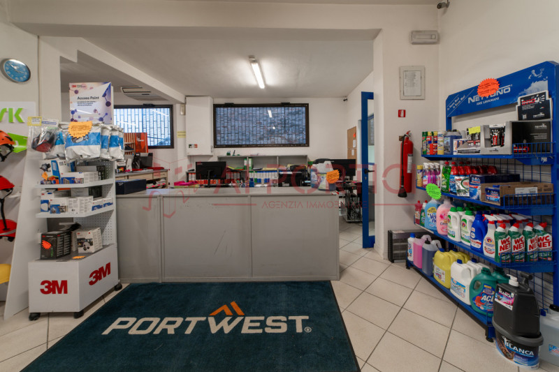 SANT'ANGELO DI PIOVE DI SACCO - Vigorovea - Lungo SS516 - CAPANNONE di 465mq ristrutturato nel 20...