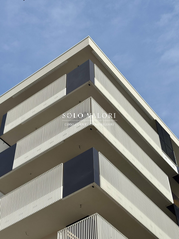 rif. JC01 (per info 3356198429 Nicola)

Esclusivo appartamento vista mare a Jesolo – Nuova costru...