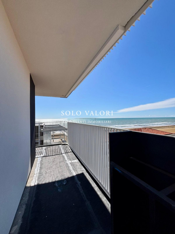 rif. JC01 (per info 3356198429 Nicola)

Esclusivo appartamento vista mare a Jesolo – Nuova costru...