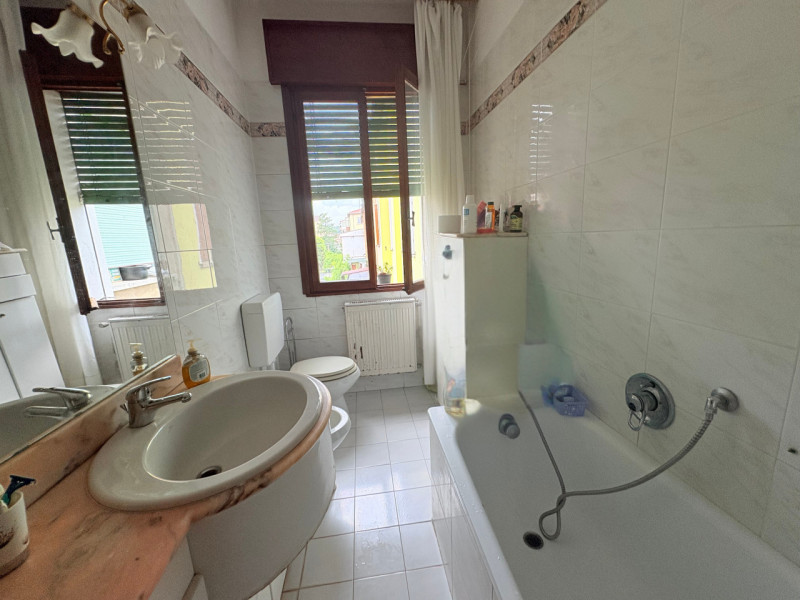 Accogliente appartamento a Battaglia Terme in palazzina di sole 2 unità comodo ai servizi e in zo...