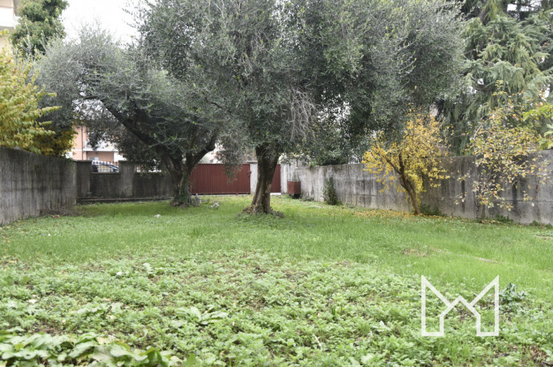 SAN GIUSEPPE- Inserita in zona tranquilla comoda al centro paese e a pochi minuti da Bassano, pro...