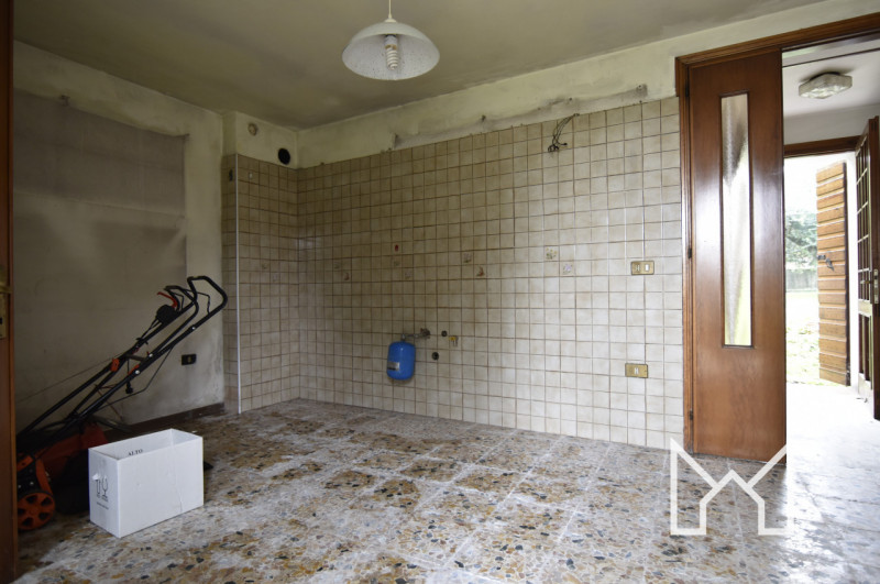 SAN GIUSEPPE- Inserita in zona tranquilla comoda al centro paese e a pochi minuti da Bassano, pro...