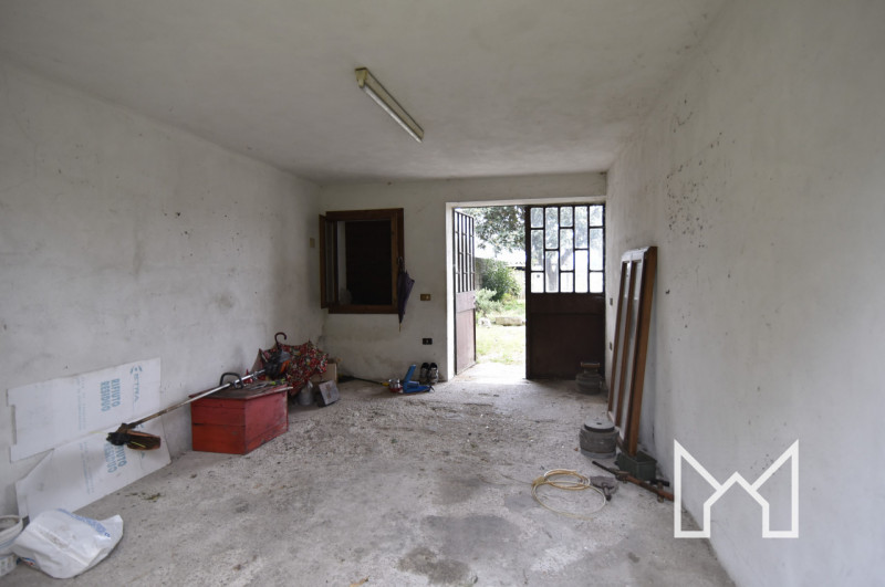 SAN GIUSEPPE- Inserita in zona tranquilla comoda al centro paese e a pochi minuti da Bassano, pro...