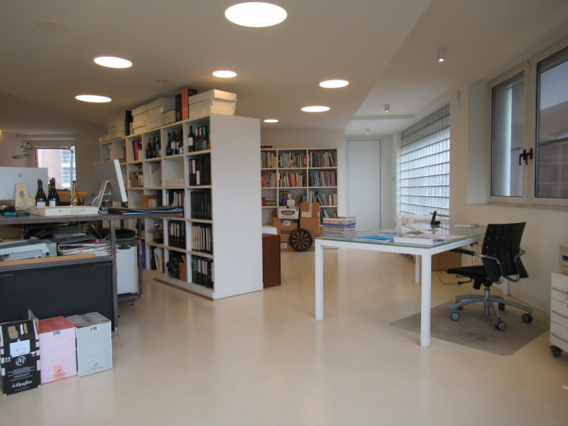 A Treviso (TV), zona fonderia, proponiamo in affitto ampio ed elegante ufficio open space di 122 ...