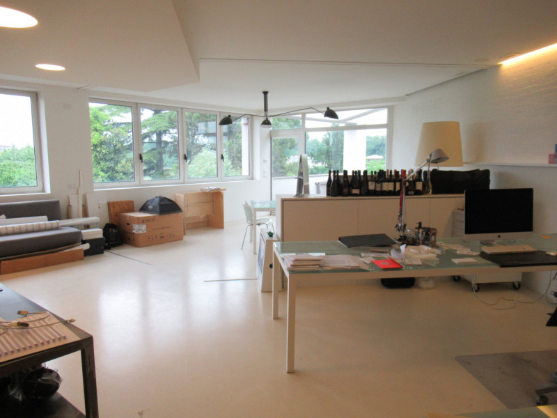 A Treviso (TV), zona fonderia, proponiamo in affitto ampio ed elegante ufficio open space di 122 ...