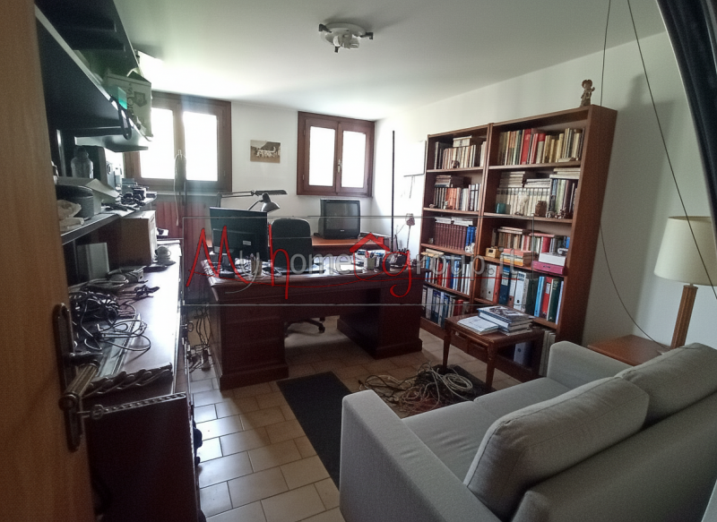 NOVENTANA (RIF: V0928-R): Villa singola situata nella tranquilla zona di Noventana a Noventa Pado...