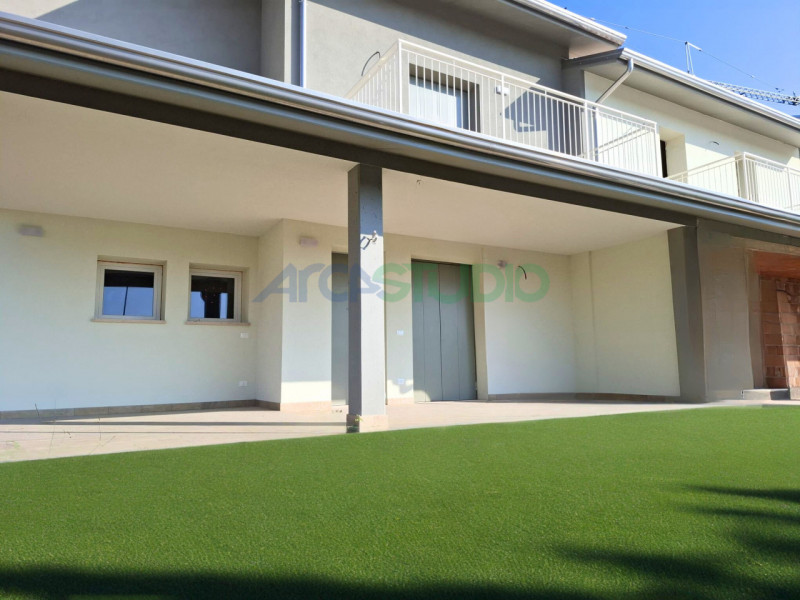 ULTIMA VILLETTA DISPONIBILE! - Quinto Vicentino: ville a schiera in costruzione con la possibilit...